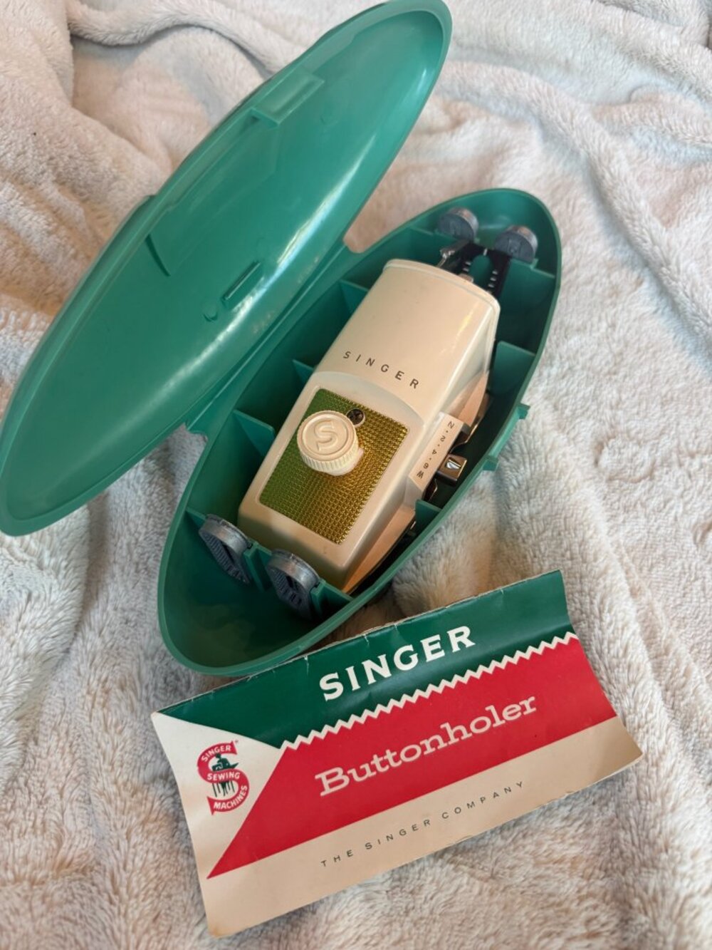 Vintage Singer Buttonholer Attachment No. 489500 / 489510, Case & Manual, 1960s